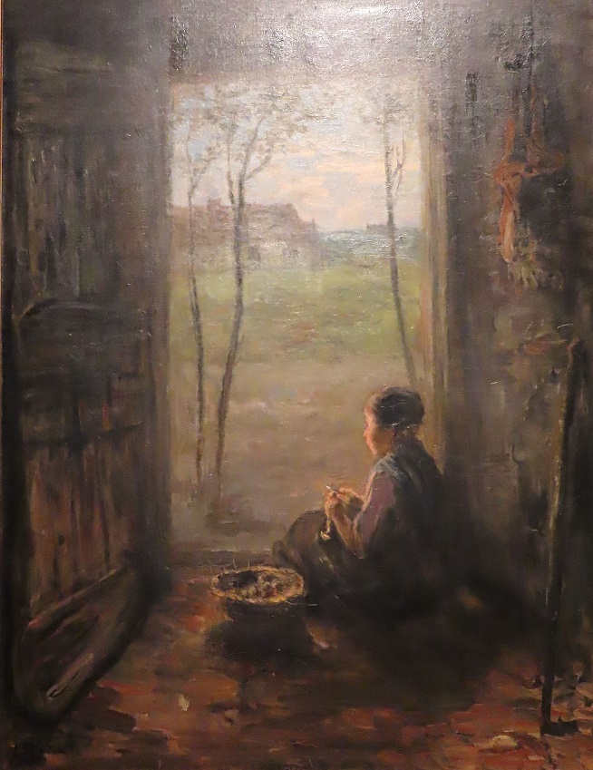 Schilderij van Jozef Israëls uit het Rijksmuseum Amsterdam, met een meisje dat in een deuropening zit en aardappelen schilt en daarbij in het landschap voor de deur kijkt.